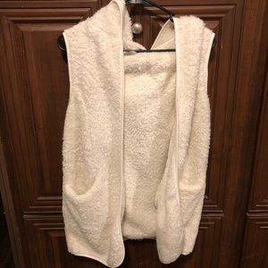 Sweater vest with hood